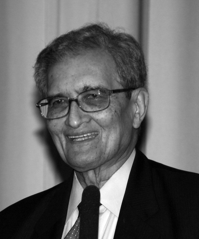 Amartya Sen, premio Nobel de Economía (1998) y creador del enfoque de las capacidades, en 2007. Foto de Elke Wetzig.