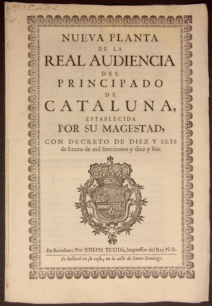 Portada impresa de 1716 con el escudo real y el título del decreto.