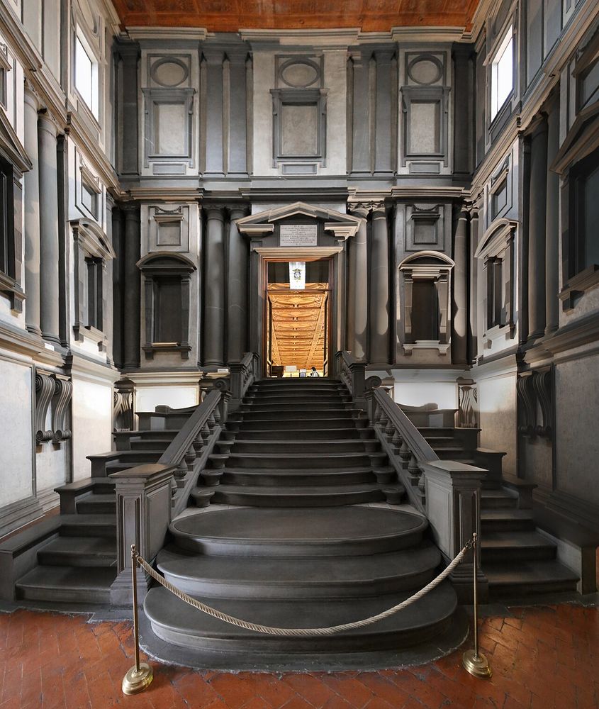 Vestíbulo de la Biblioteca Laurenciana, Miguel Ángel (escalera ejecutada por Bartolomeo Ammannati)