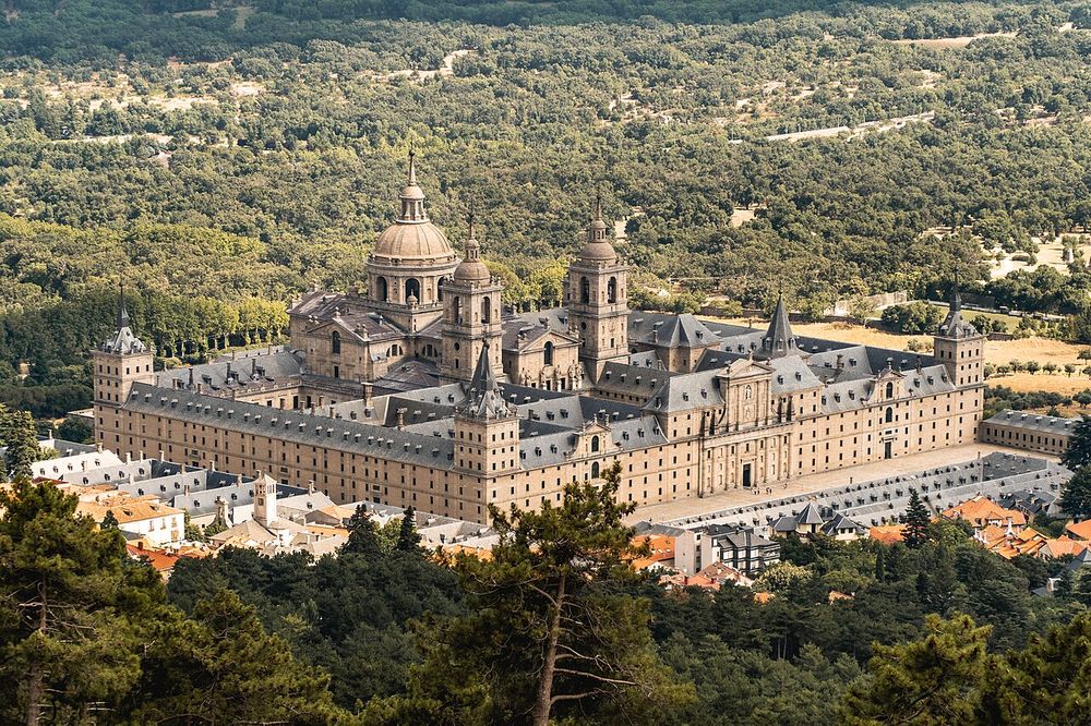 Real Monasterio de San Lorenzo de El Escorial, Juan Bautista de Toledo y Juan de Herrera
