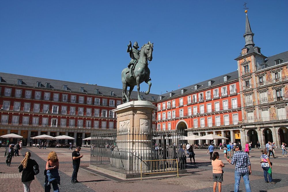 Plaza Mayor de Madrid, Juan Gómez de Mora