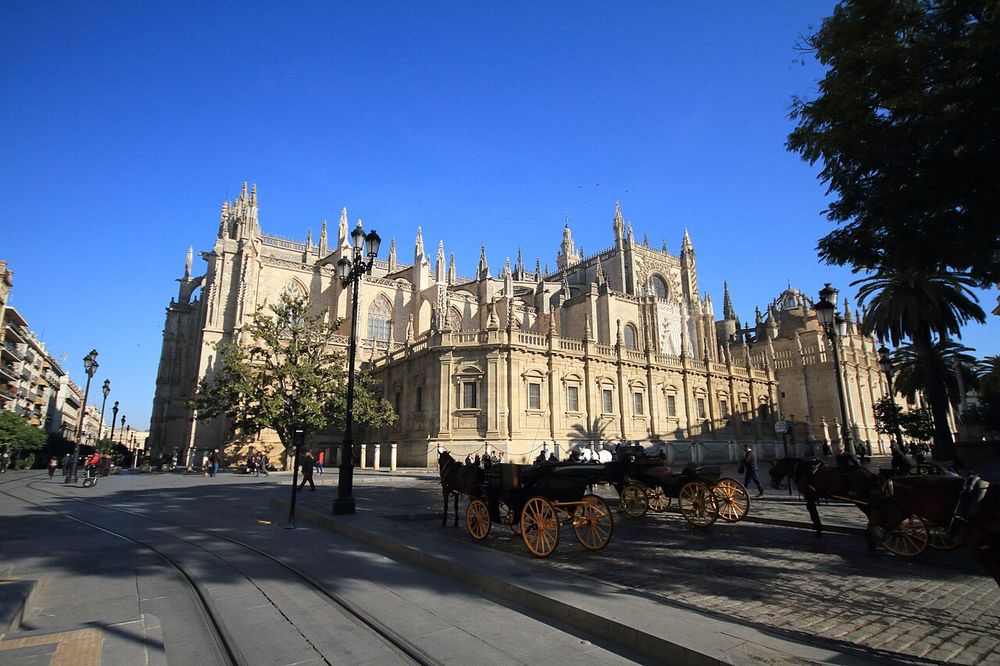 Catedral de Sevilla, Varios maestros